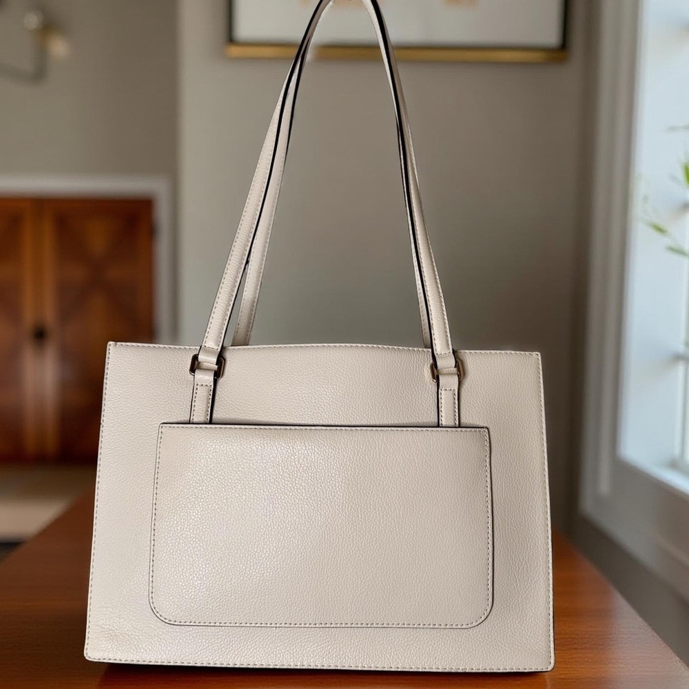 DKNY Floral Purse NWOT,gold pin-mount logo,genuine leather,center zip tote,IPAD - Picture 8 of 10